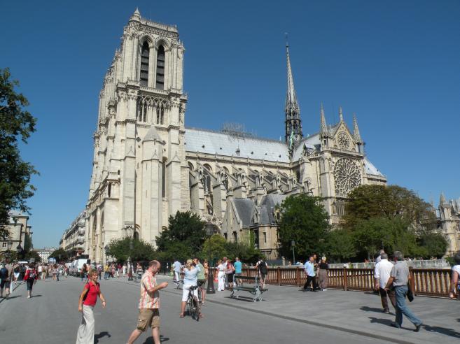  Cathédrale Notre-Dame